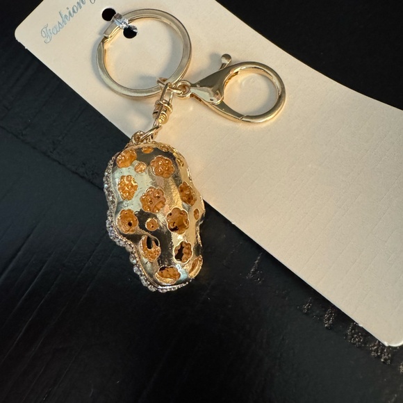 Rhinestone Skull bag charm - Picture 2 of 5